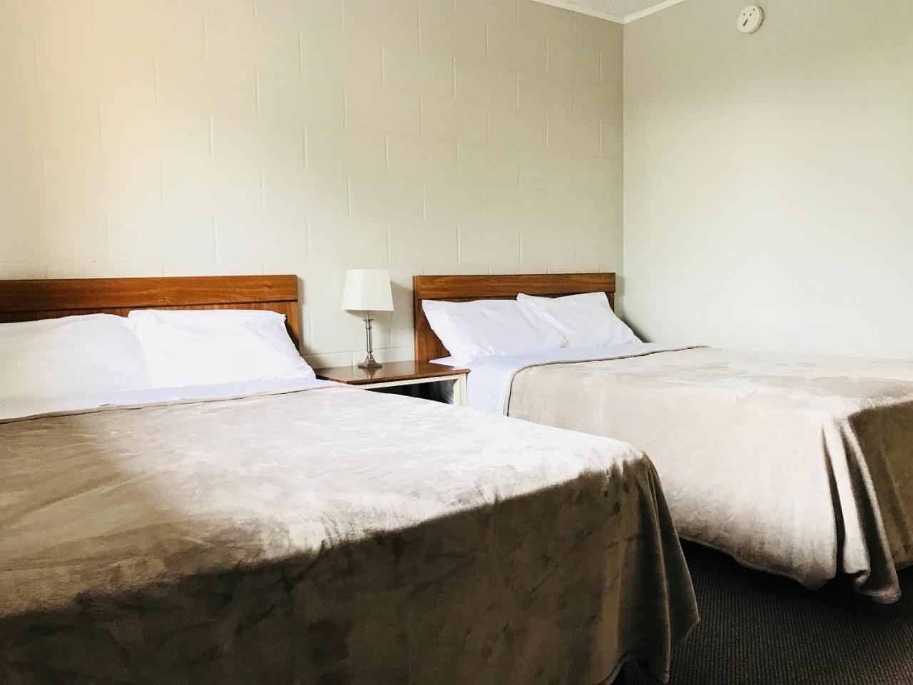 Manitou Motor Inn Luaran gambar